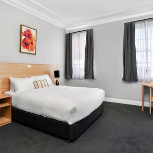 Doppelzimmer für Gäste mit Behinderungen